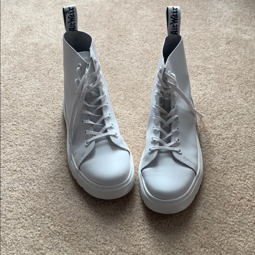 White Dr Martins Air Wair